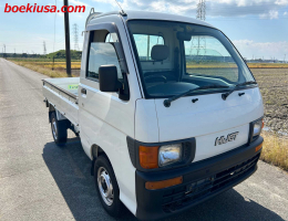 1996 Daihatsu Hijet, Mini Truck  Drive: 4WD  - Engine: 660 cc - Condition: 4/B - Mileage: 55819 mi