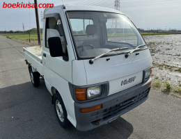 1994 Daihatsu Hijet, Mini Truck  Drive: 4WD  - Engine: 660 cc - Condition: 3.5/C - Mileage: 31715 mi
