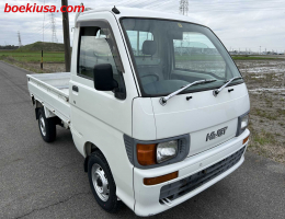 1998 Daihatsu Hijet, Mini Truck  Drive: 4WD  - Engine: 660 cc - Condition: 3.5/B - Mileage: 45527 mi