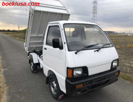 1991 Daihatsu Hijet, Mini Dump  Drive: 4WD  - Engine: 660 cc - Condition: 4/B - Mileage: 40900 mi