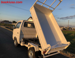 1993 Suzuki Carry, Mini Dump  Drive: 4WD  - Engine: 660 cc - Condition: 4/B - Mileage: 104095 mi