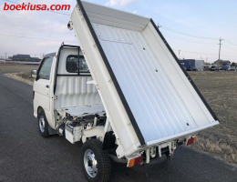 1996 Daihatsu Hijet, Mini Dump  Drive: 4WD  - Engine: 660 cc - Condition: 4/B - Mileage: 30863 mi