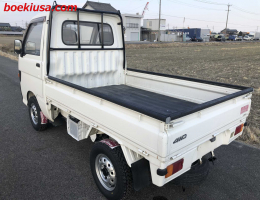 1995 Daihatsu Hijet, Mini Truck  Drive: 4WD  - Engine: 660 cc - Condition: 4/B - Mileage: 18510 mi