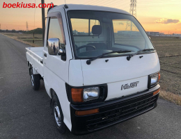 1998 Daihatsu Hijet, Mini Truck  Drive: 4WD  - Engine: 660 cc - Condition: 4/B - Mileage: 54246 mi