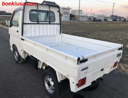 1998 Daihatsu Hijet, Mini Truck  Drive: 4WD  - Engine: 660 cc - Condition: 4/B - Mileage: 54246 mi