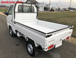 1995 Suzuki Carry, Mini Truck  Drive: 4WD  - Engine: 660 cc - Condition: 4/B - Mileage: 76687 mi