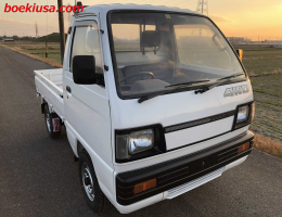 1989 Suzuki Carry, Mini Truck  Drive: 4WD  - Engine: 550 cc - Condition: 4/B - Mileage: 40594 mi