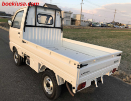1995 Mitsubishi Minicab, Mini Truck  Drive: 4WD  - Engine: 660 cc - Condition: 4/C - Mileage: 68430 mi