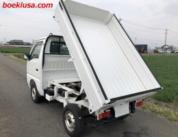 1995 Suzuki Carry, Mini Dump  Drive: 4WD  - Engine: 660 cc - Condition: 4/B - Mileage: 73555 mi