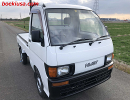 1998 Daihatsu Hijet, Mini Truck  Drive: 4WD  - Engine: 660 cc - Condition: 4/B - Mileage: 49518 mi