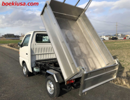 1995 Suzuki Carry, Mini Dump  Drive: 4WD  - Engine: 660 cc - Condition: 4/C - Mileage: 51622 mi