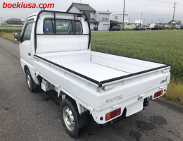 1997 Suzuki Carry, Mini Truck  Drive: 4WD  - Engine: 550 cc - Condition: 4/B - Mileage: 26221 mi