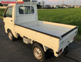 1996 Daihatsu Hijet, Mini Truck  Drive: 4WD  - Engine: 660 cc - Condition: 4/B - Mileage: 12727 mi