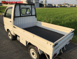 1994 Mitsubishi Minicab, Mini Truck  Drive: 4WD  - Engine: 660 cc - Condition: 4/B - Mileage: 19538 mi