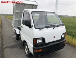 1995 Mitsubishi Minicab, Mini Dump Truck  Drive: 4WD  - Engine: 660 cc - Condition: 4/B - Mileage: 43173 mi