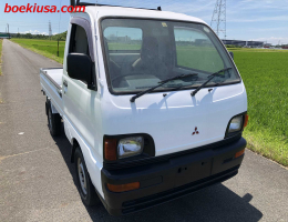 1996 Mitsubishi Minicab, Mini Truck  Drive: 4WD  - Engine: 660 cc - Condition: 4/B - Mileage: 17001 mi