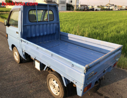1996 Daihatsu Hijet, Mini Truck  Drive: 4WD  - Engine: 660 cc - Condition: 4/B - Mileage: 51920 mi