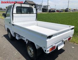 1998 Suzuki Carry, Mini Truck  Drive: 4WD  - Engine: 660 cc - Condition: 4/B - Mileage: 26064 mi