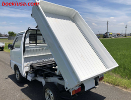 1991 Suzuki Carry, Mini Dump  Drive: 4WD  - Engine: 660 cc - Condition: 4/B - Mileage: 63257 mi