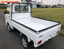 2000 Daihatsu Hijet, Mini Truck  Drive: 4WD  - Engine: 660 cc - Condition: 4/B - Mileage: 54220 mi