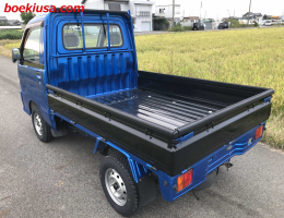 1999 Daihatsu Hijet, Mini Truck  Drive: 4WD  - Engine: 660 cc - Condition: 4/B - Mileage: 86952 mi