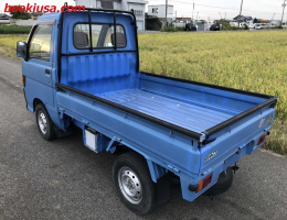 1995 Daihatsu Hijet, Mini Truck  Drive: 4WD  - Engine: 660 cc - Condition: 4/B - Mileage: 29936 mi