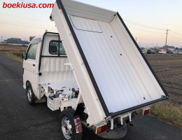 1997 Daihatsu Hijet, Mini Truck  Drive: 4WD  - Engine: 660 cc - Condition: 4/B - Mileage: 53914 mi