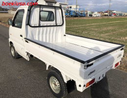 1999 Suzuki Carry, Mini Truck  Drive: 4WD  - Engine: 660 cc - Condition: 4/B - Mileage: 27196 mi