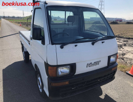1998 Daihatsu Hijet, Mini Truck  Drive: 4WD  - Engine: 660 cc - Condition: 4/B - Mileage: 43743 mi