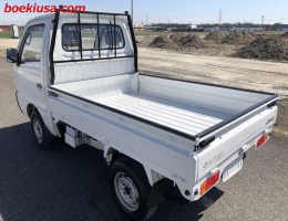 1994 Suzuki Carry, Mini Truck  Drive: 4WD  - Engine: 660 cc - Condition: 4/B - Mileage: 5662 mi
