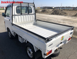 1996 Daihatsu Hijet, Mini Truck  Drive: 4WD  - Engine: 660 cc - Condition: 4/B - Mileage: 12019 mi