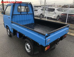 1993 Daihatsu Hijet, Mini Truck  Drive: 4WD  - Engine: 660 cc - Condition: 4/B - Mileage: 62739 mi