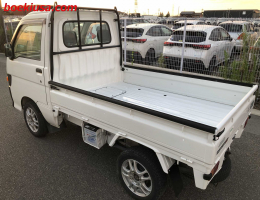 1996 Daihatsu Hijet, Automatic, Mini Truck  Drive: 4WD  - Engine: 660 cc - Condition: 4/C - Mileage: 43543 mi