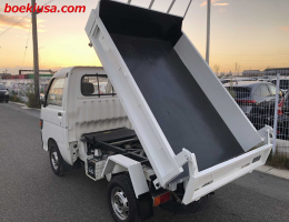 1995 Daihatsu Hijet, Mini Dump  Drive: 4WD  - Engine: 660 cc - Condition: 4/C - Mileage: 45217 mi