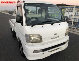 1999 Daihatsu Hijet, Mini Truck  Drive: 4WD  - Engine: 660 cc - Condition: 4/C - Mileage: 43159 mi